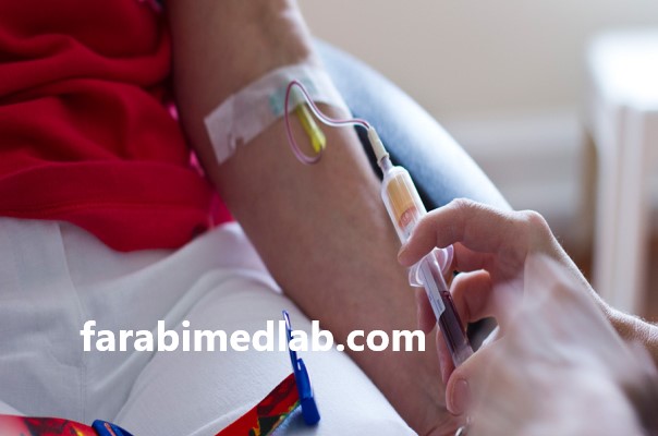 بهترین آزمایشگاه برای انجام آزمایش خون در منزل | آزمایشگاه فارابی